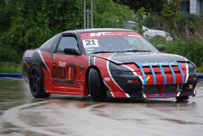 DSC_0231.jpg (367.69 KiB) 2477 mal betrachtet Driften in groß