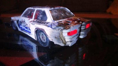 BMW mit Arschbacken...hä,hä