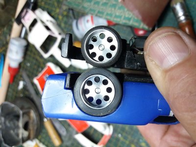 13g abgefahren fixiert Doppel- Klebeband.jpg (3.55 MiB) 4531 mal betrachtet Neu VS Abgefahren..Halten bis zum Ende...mit Klebeband