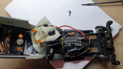 20210507_070551.jpg (2.16 MiB) 6474 mal betrachtet Hier mit zwei Blink-Led eingebaut.