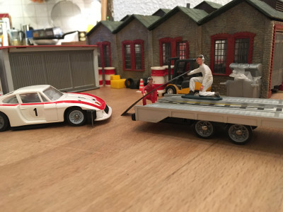 IMG_1966.JPG (1.78 MiB) 8015 mal betrachtet So dann mal den Anhänger in Stellung bringen.