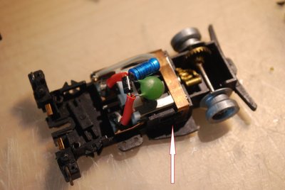 Hindi-BMW-Chassis.jpg (81.71 KiB) 8656 mal betrachtet BMW-Chassis, schmalere Halterung