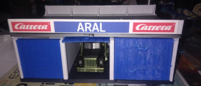 2 normale und 1 breite Garage