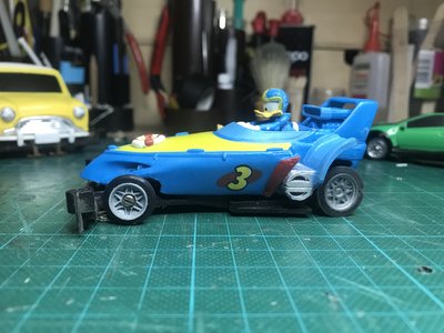 2424773B-851D-49FE-8A70-6964F0E17FDF.jpeg (2.43 MiB) 13446 mal betrachtet Eine VollGummiKarosserie!