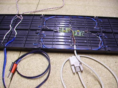 IMGP0703.JPG (62.03 KiB) 6770 mal betrachtet Impulsschiene und Anschlußschiene von unten