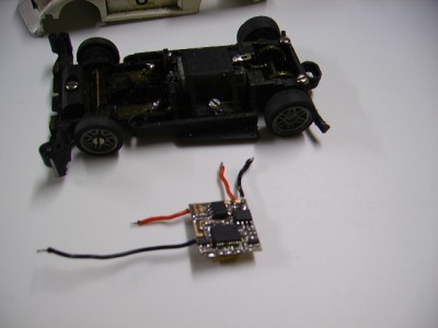 puce1.JPG (90.52 KiB) 6770 mal betrachtet Platine vor Einbau