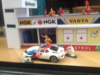 klein-IMG_3927.JPG (27.88 KiB) 2573 mal betrachtet Julians Box Der M1 ist fast fertig